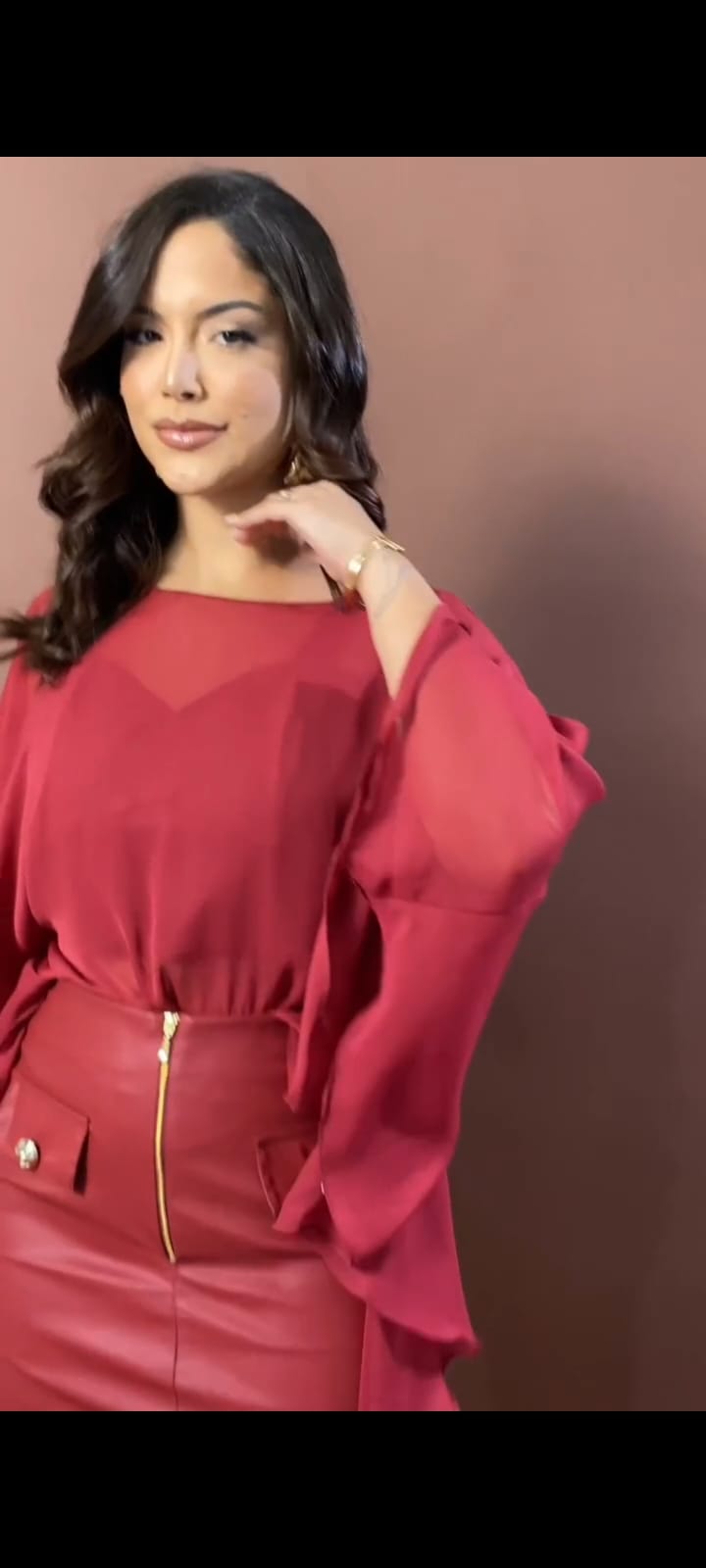 Blusa Linho Saia Couro ecológico Vinho